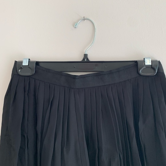Joie Short Silk Black Pleated Skirt Size Sm - Picture 4 of 6